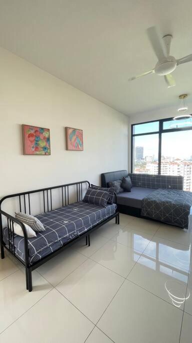 Beacon Suites With Infinity Pool At Georgetown By Wl Exterior foto